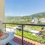 Apartman Potam'sea Bliss 7 - Front, Sun Beds & Parking