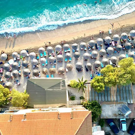 Potam'sea Bliss 7 - Front, Sun Beds & Parking Daire Himarë