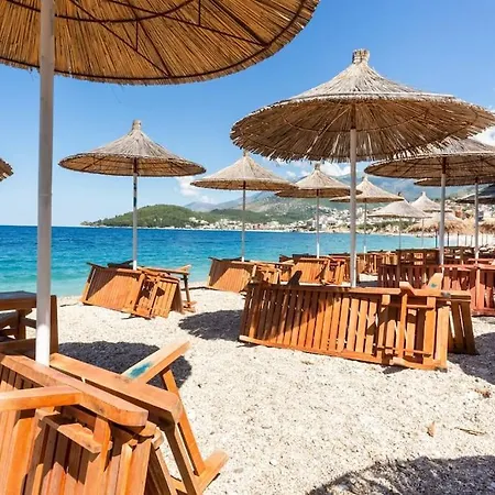 Lejlighed Potam'sea Bliss 7 - Front, Sun Beds & Parking Himarë