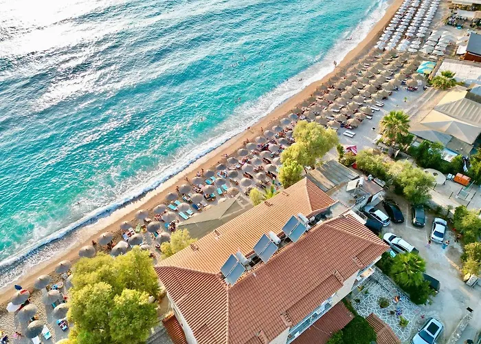 Potam'sea Bliss 7 - Front, Sun Beds & Parking